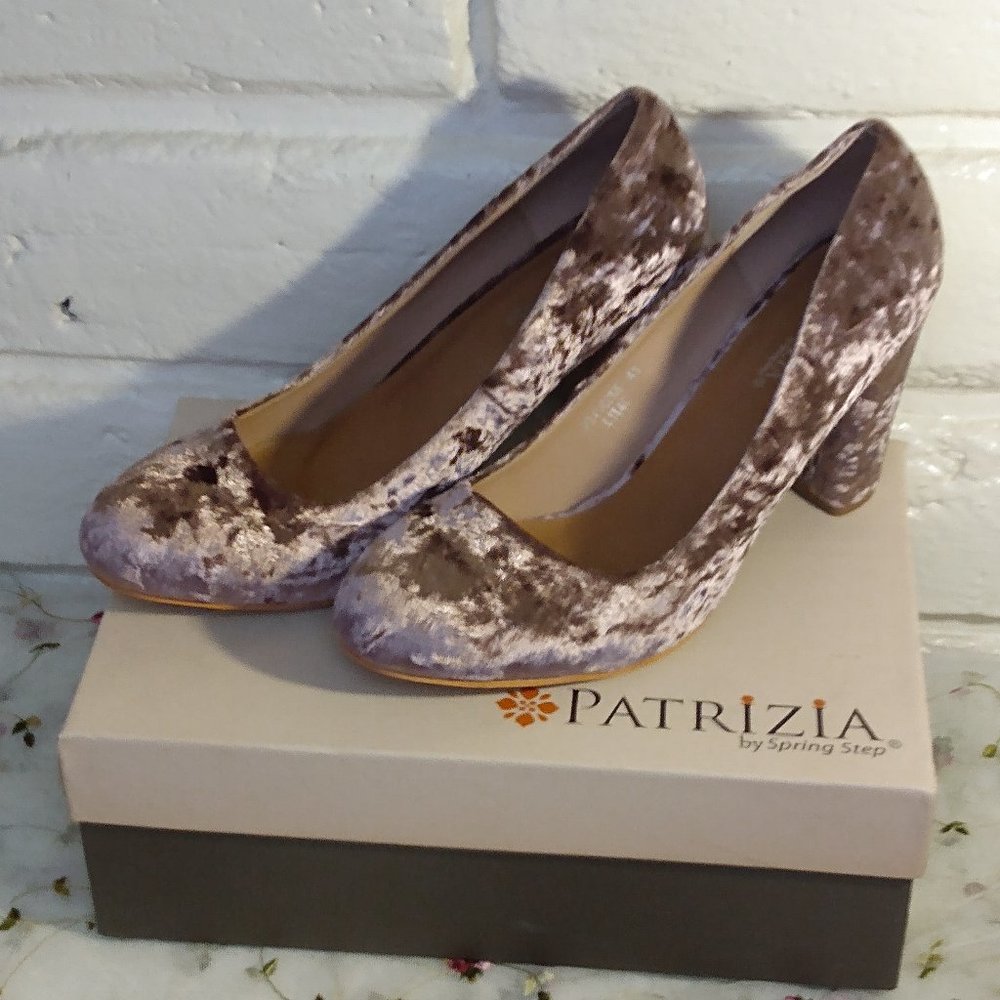 ✨ Patrizia || 3.75" Princess Lilac Velvet Heels